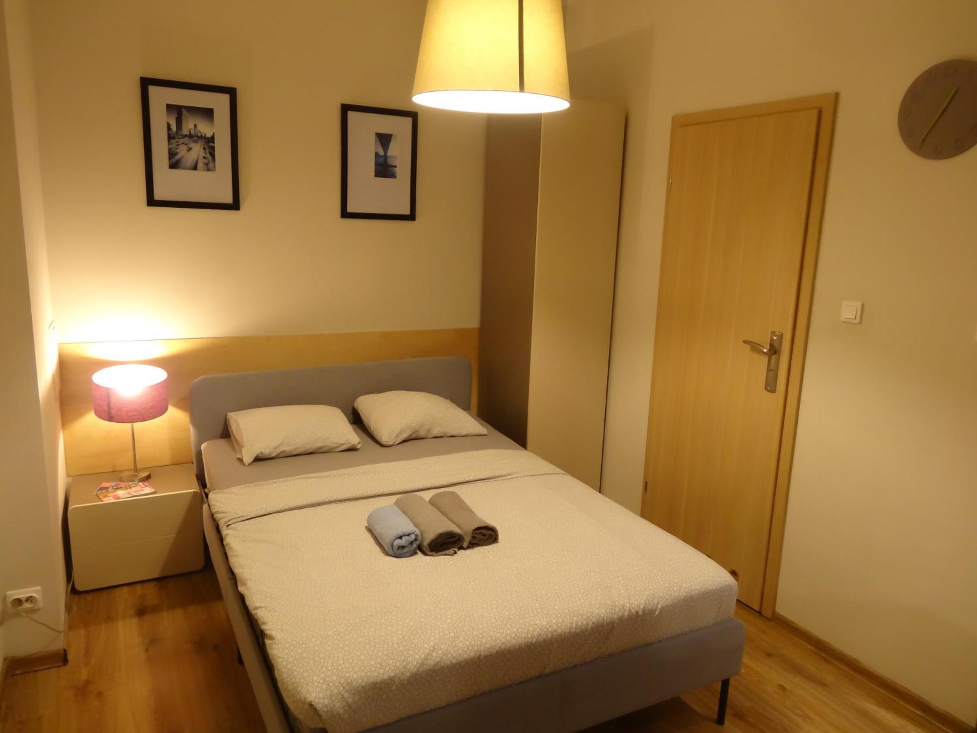 Mimosa Rooms Познань Экстерьер фото
