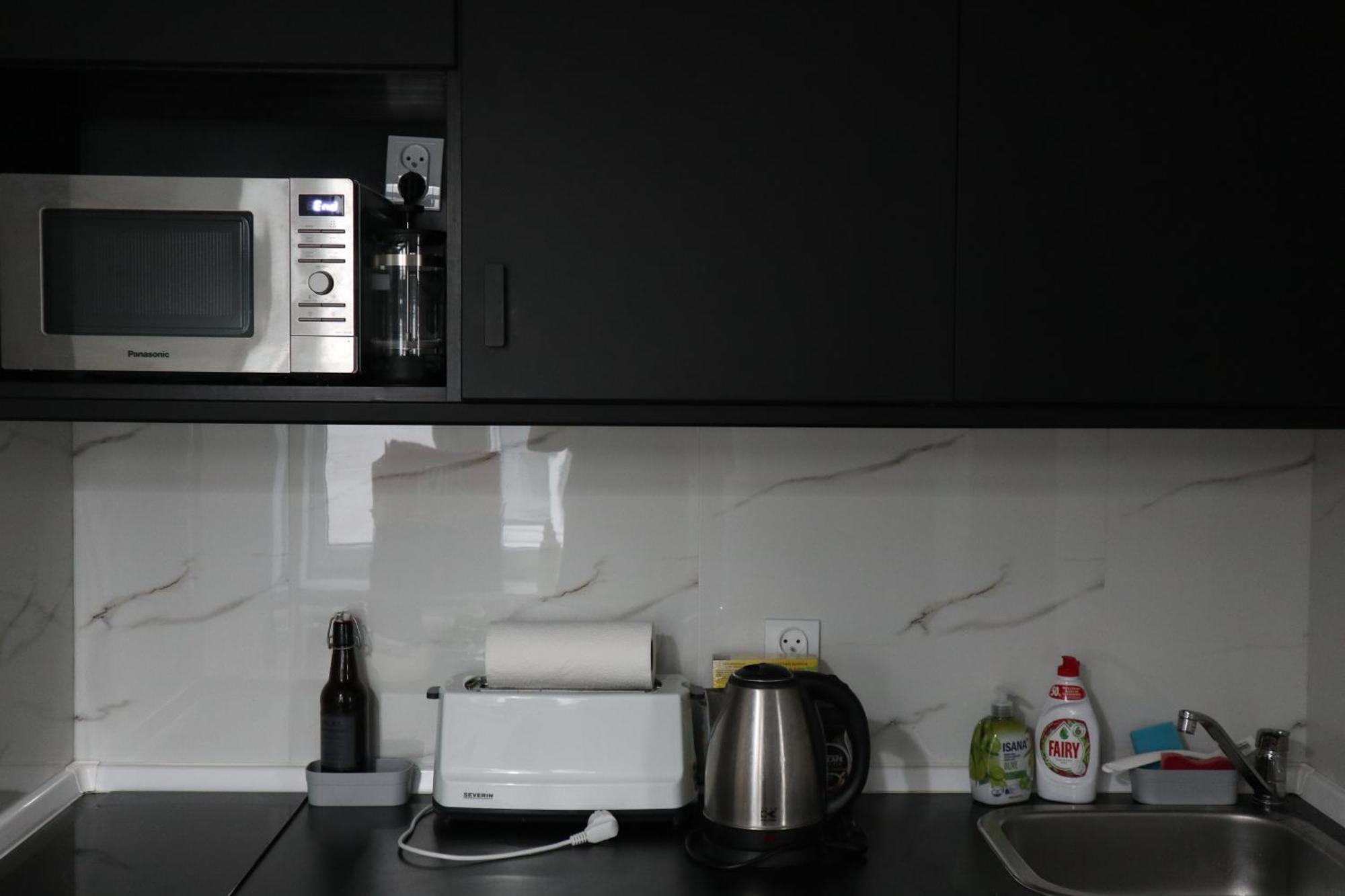 Mimosa Rooms Познань Экстерьер фото