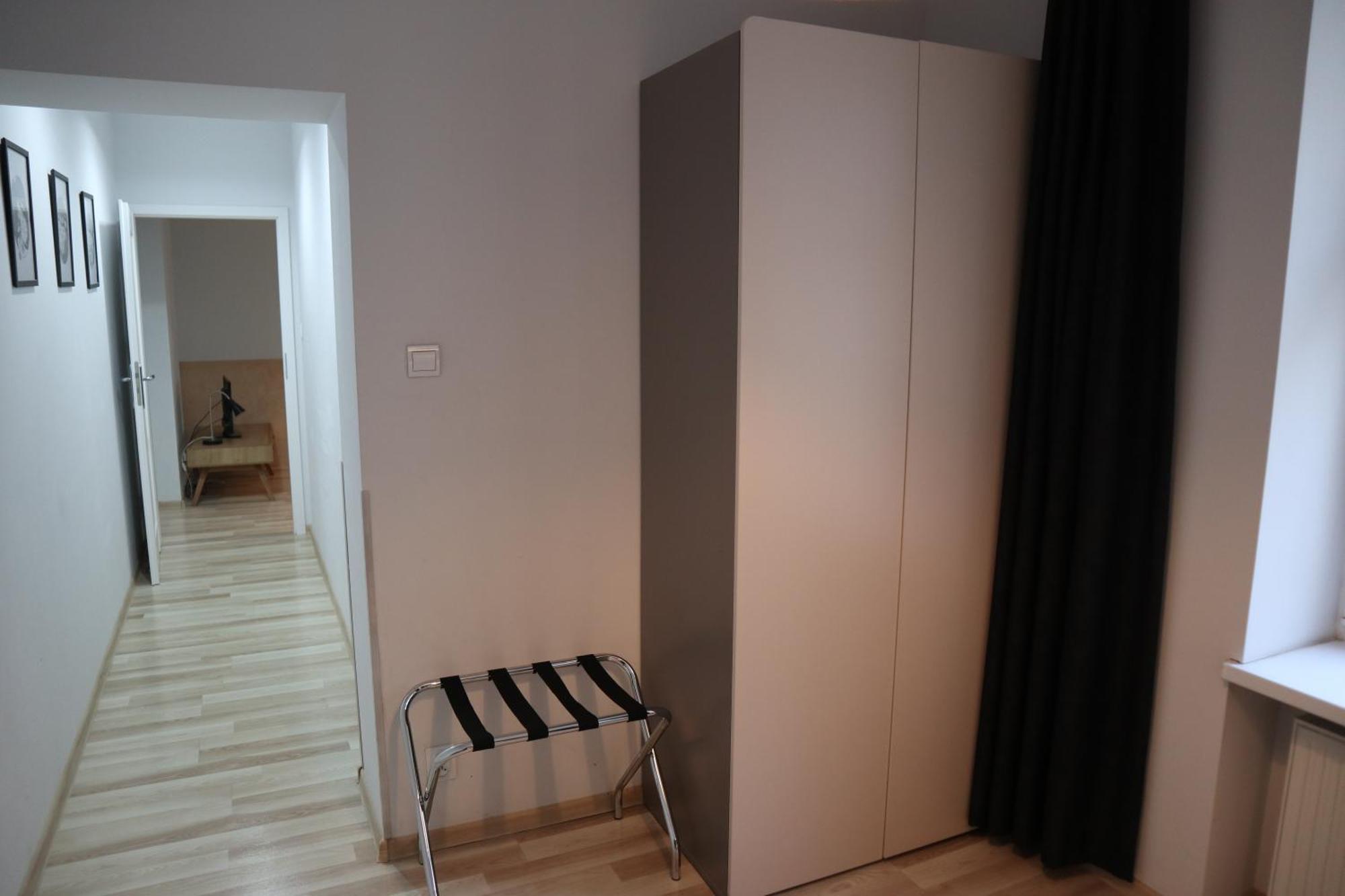 Mimosa Rooms Познань Экстерьер фото